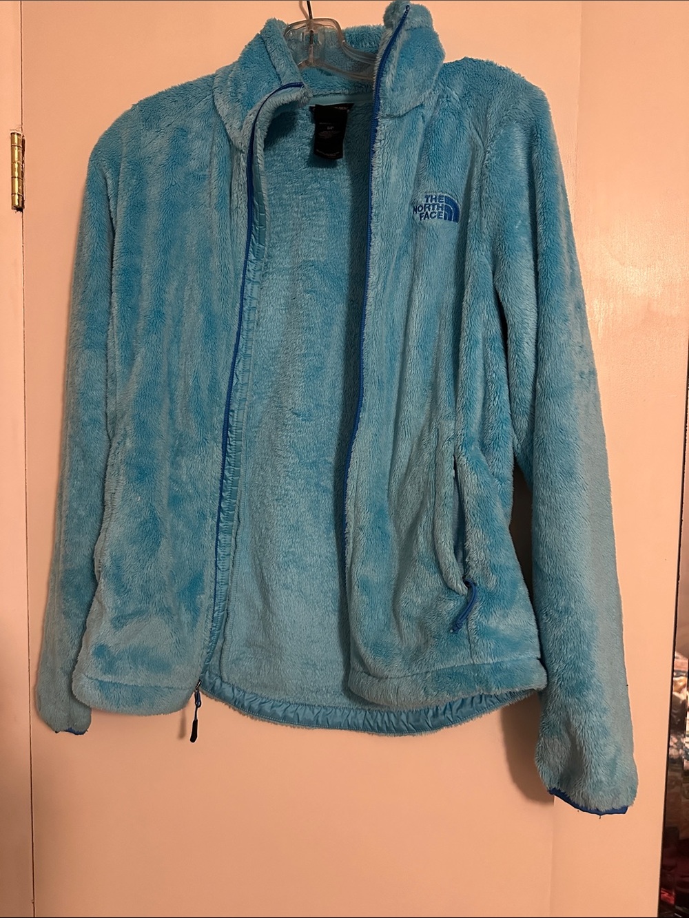The North Face Women's Aqua Plush Full-Zip Teddy Jacket